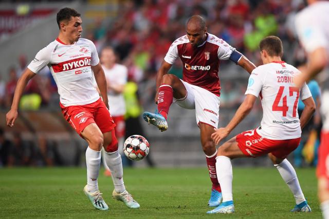 郑薇留在现场侦查决赛对手 日本23分大胜韩国